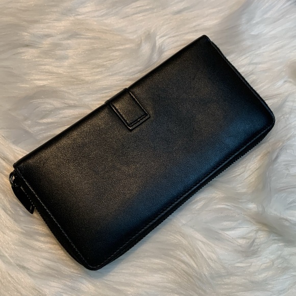 Saint Laurent Classic Monogram Zip Around Wallet Leather - Picture 4 of 17